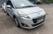 PEUGEOT 5008 1.6 HDI 5P