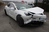 TESLA MODEL 3 ELEC 440 4X4 4P