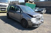 VOLKSWAGEN TOURAN 1.9 TDI 5P