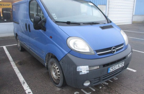 OPEL VIVARO 1.9 DI 4P