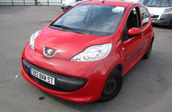 PEUGEOT 107 1.0 I 5P