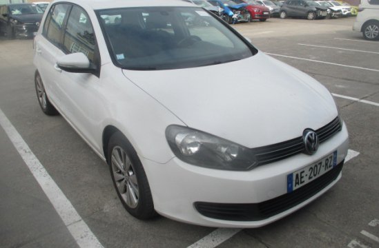 VOLKSWAGEN GOLF 1.6 TDI 5P
