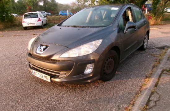PEUGEOT 308 1.6 HDI 5P