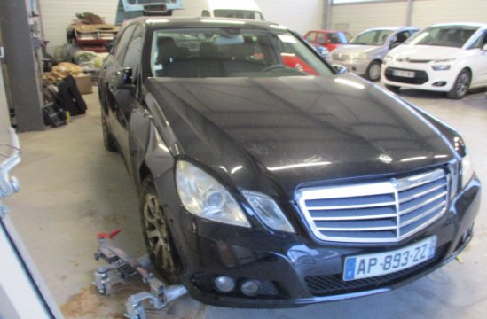 MERCEDES E250 2.2 CDI BA 4P