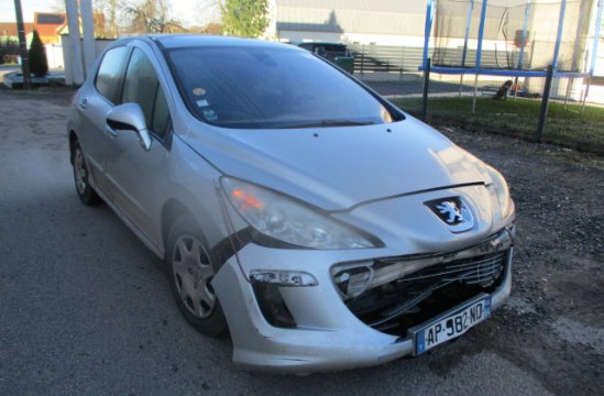 PEUGEOT 308 1.6 HDI 5P