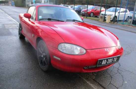 MAZDA MX-5 1.6 I 2P