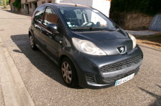 PEUGEOT 107 1.0 I 5P