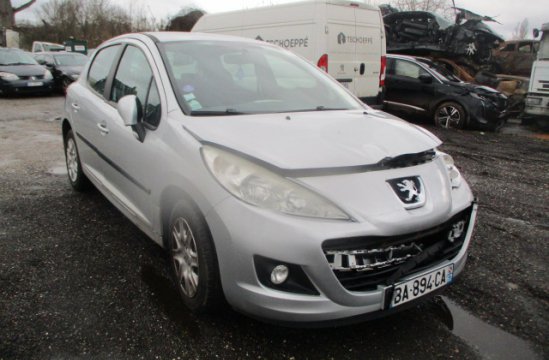 PEUGEOT 207 1.4 I 5P