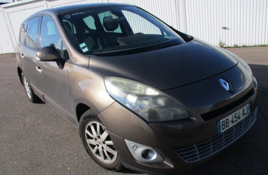 RENAULT GRAND SCENIC 1.9 DCI 5P