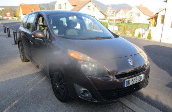 RENAULT GRAND SCENIC 1.9 DCI 5P
