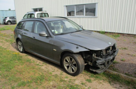 BMW 318 TOURING 2.0 D 5P