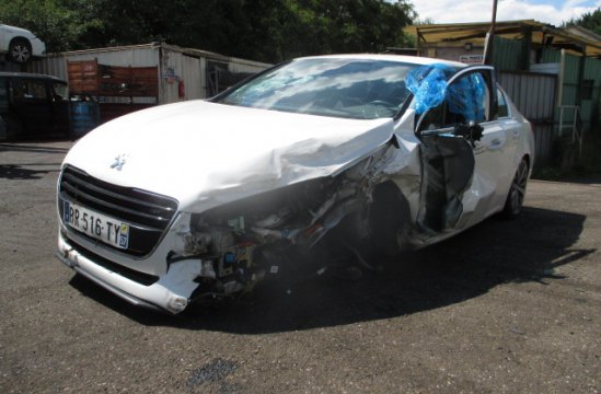 PEUGEOT 508 2.2 HDI BA 4P