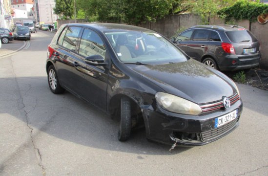 VOLKSWAGEN GOLF 1.6 TDI 5P
