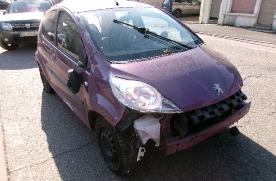 PEUGEOT 107 1.0 I 5P