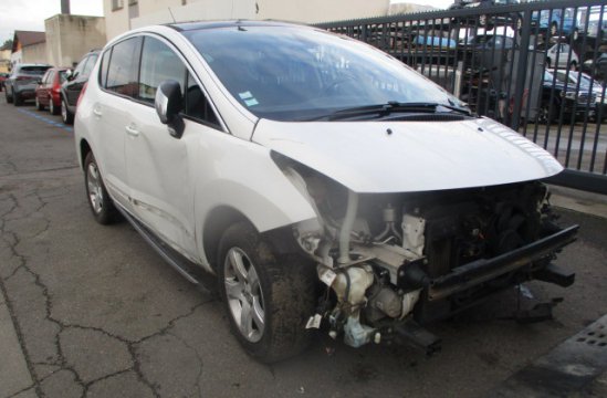 PEUGEOT 3008 1.6 HDI BA 5P