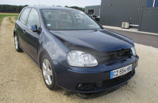 VOLKSWAGEN GOLF 1.9 TDI 5P
