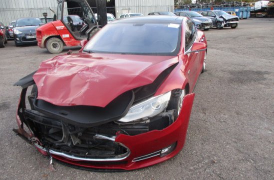 TESLA MODEL S ELEC [85]