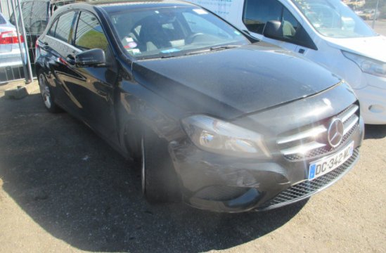 MERCEDES A180 1.6 I 5P