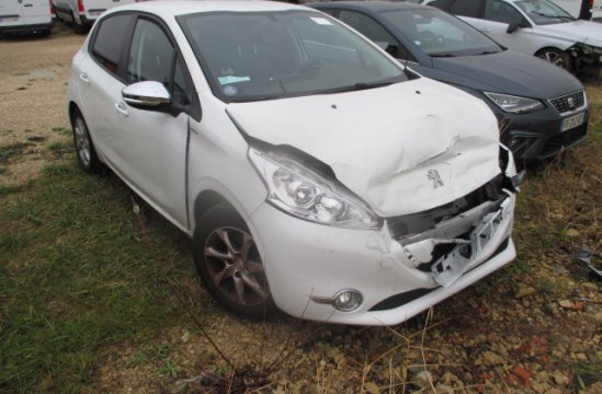 PEUGEOT 208 1.2 VTI 5P