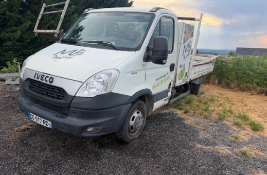 IVECO DAILY BENNE 3.0 D 2P