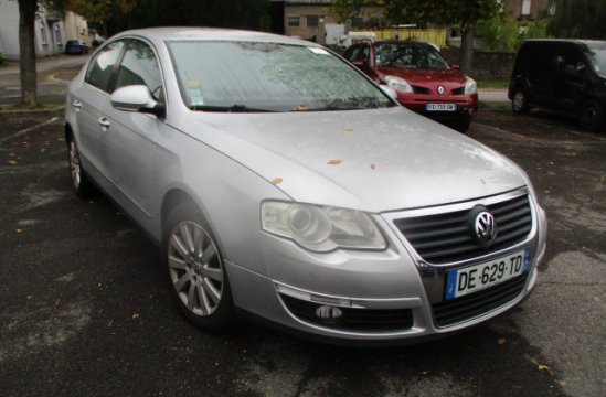 VOLKSWAGEN PASSAT 2.0 TDI 4P