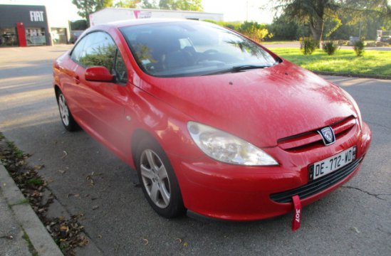 PEUGEOT 307 CC 2.0 I 2P