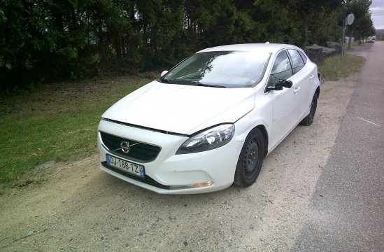 VOLVO V40 1.6 D2 5P