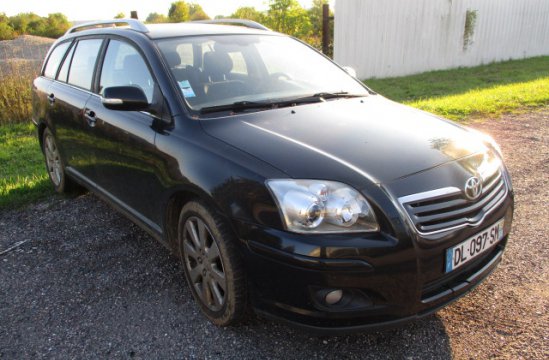 TOYOTA AVENSIS BREAK 2.2 D-4D 5P