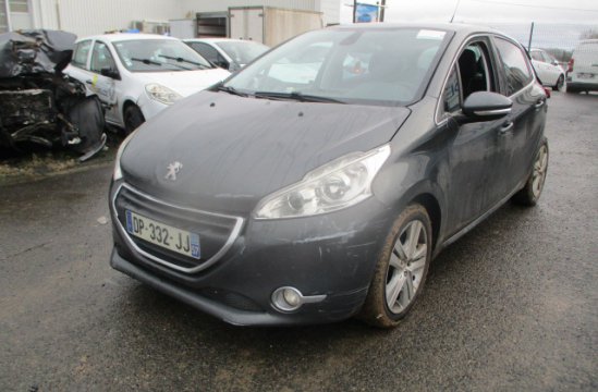 PEUGEOT 208 1.6 HDI 5P