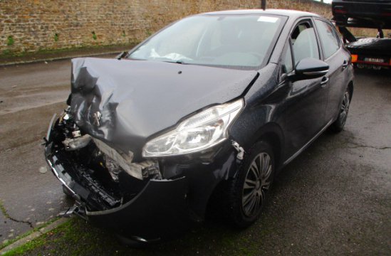 PEUGEOT 208 1.4 HDI 5P