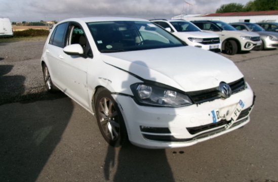 VOLKSWAGEN GOLF 1.6 TDI 5P