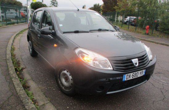 DACIA SANDERO 1.4 MPI 5P