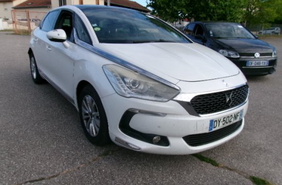 DS DS5 1.6 HDI 5P