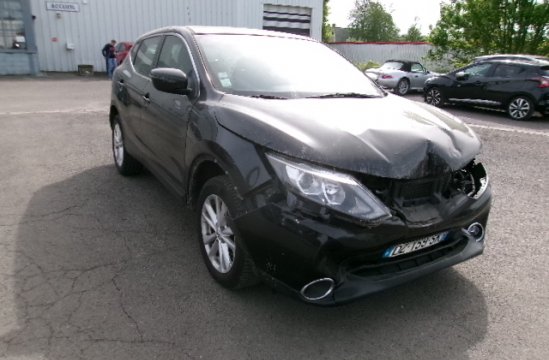NISSAN QASHQAI 1.2 I 5P