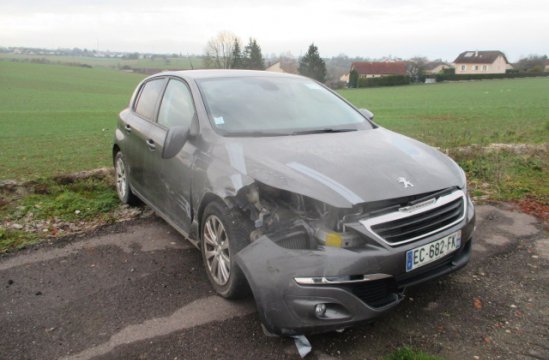 PEUGEOT 308 1.2 I 5P