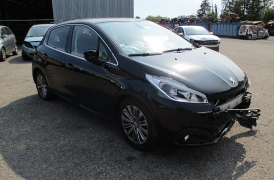 PEUGEOT 208 1.6 HDI 5P