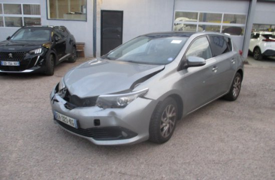 TOYOTA AURIS 1.2 I 5P