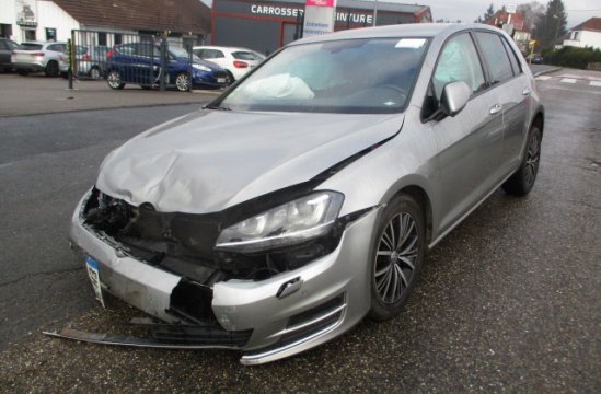 VOLKSWAGEN GOLF 1.6 TDI 5P