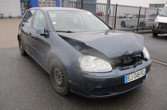 VOLKSWAGEN GOLF 1.9 TDI 5P