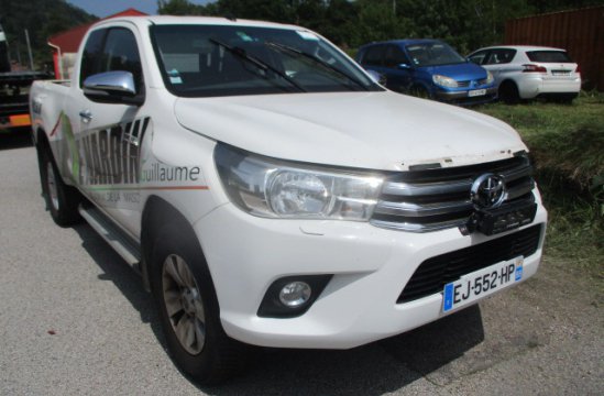 TOYOTA HILUX 2.4 D-4D 4X4 4P