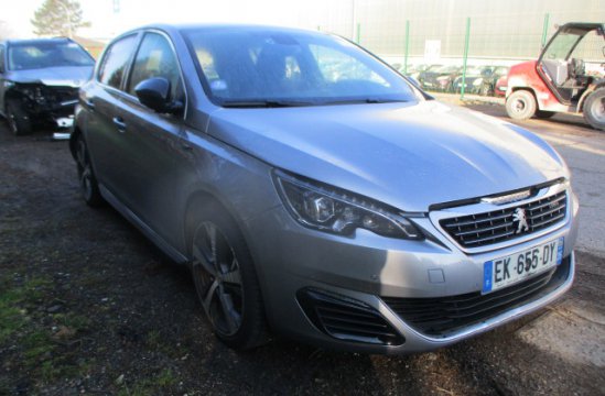 PEUGEOT 308 1.6 THP 5P
