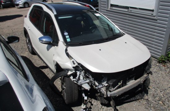 PEUGEOT 2008 1.2 I 5P