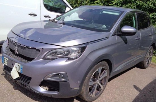 PEUGEOT 3008 1.2 I 5P