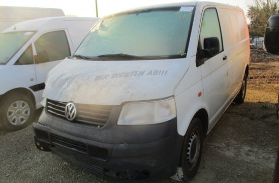 VOLKSWAGEN TRANSPORTER COURT 4P