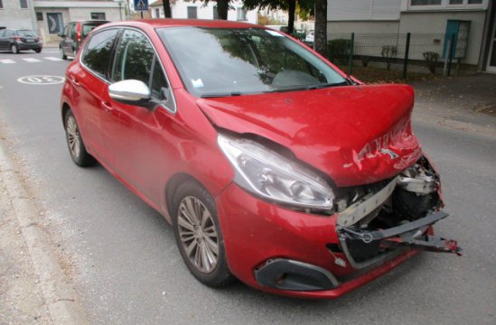 PEUGEOT 208 1.6 HDI 5P
