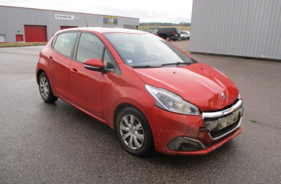 PEUGEOT 208 1.6 HDI 5P