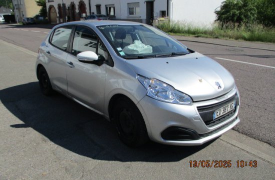 PEUGEOT 208 1.2 I 5P