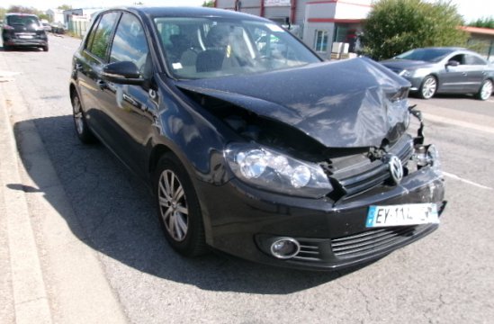 VOLKSWAGEN GOLF 1.6 TDI 5P