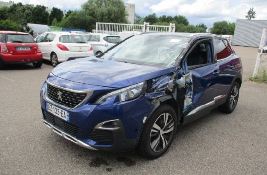 PEUGEOT 3008 2.0 HDI 5P