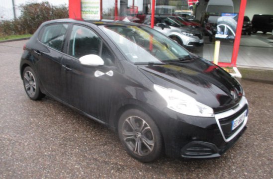 PEUGEOT 208 1.2 I 5P